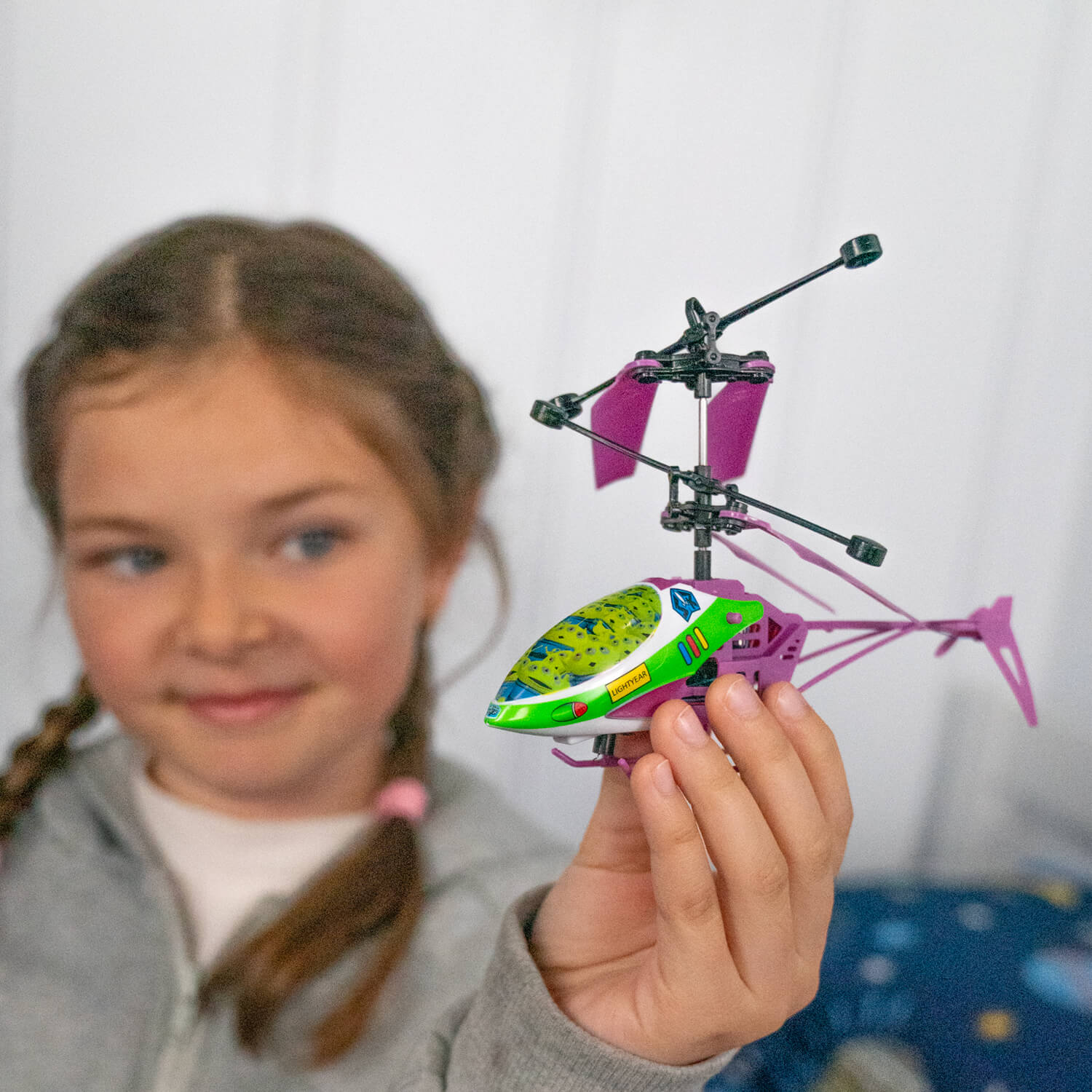 Helicóptero de 2 canales Buzz Lightyear de Toy Story de Disney Pixar