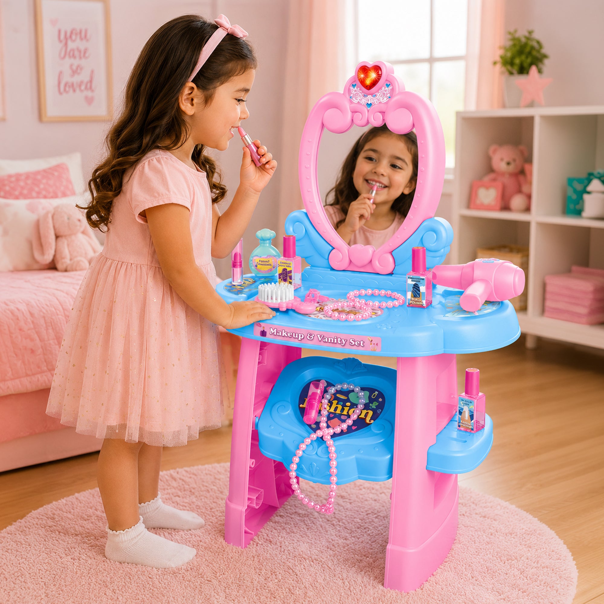 Glamor Queen Kid's Vanity Playset (22 Pieces) – HOBBYTRON