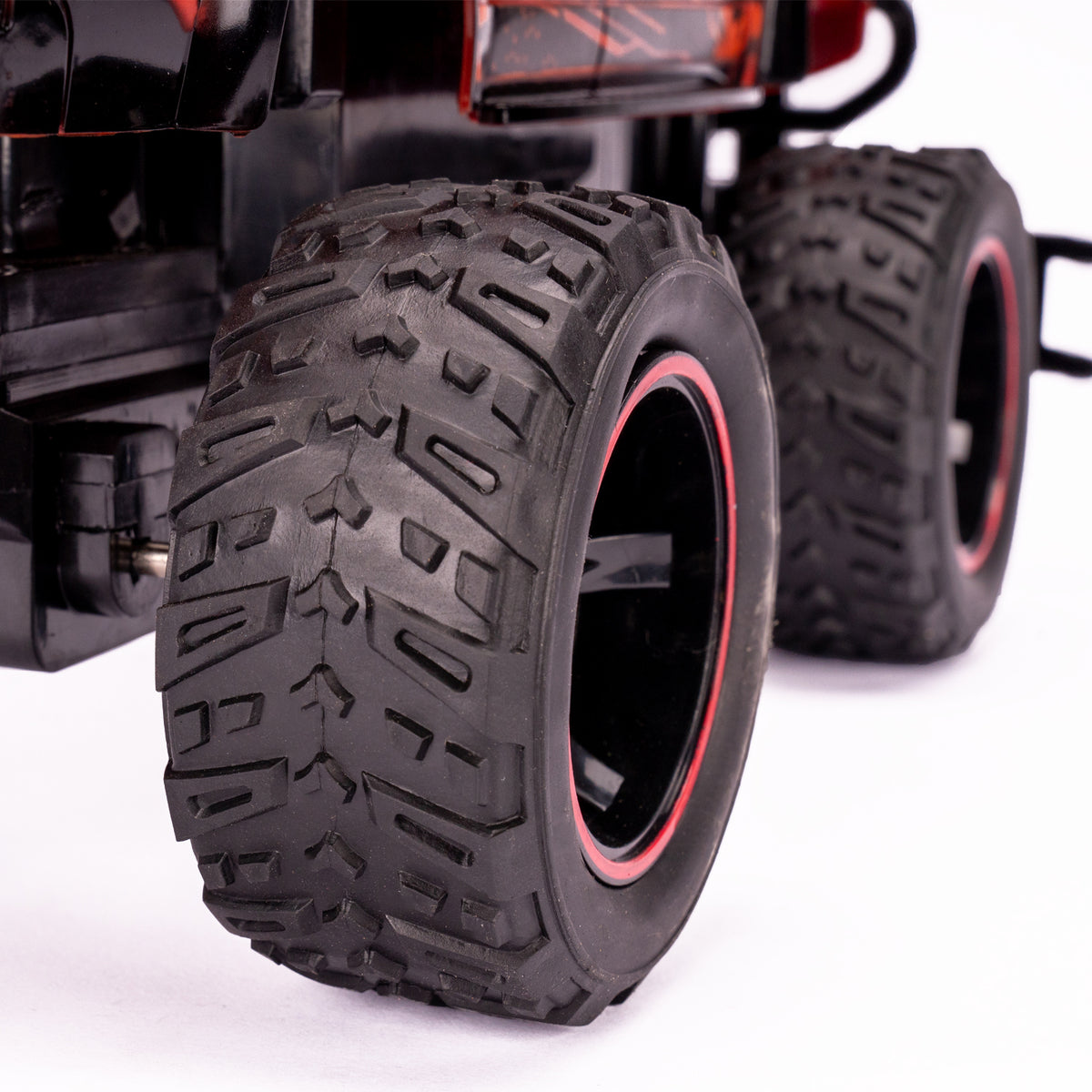 Ford F-150 SVT Raptor RC Truck [1:14]