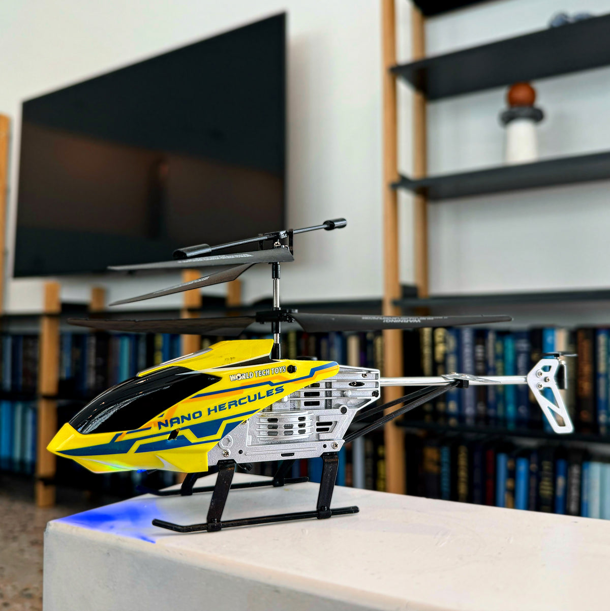 Helicóptero RC irrompible Nano Hercules
