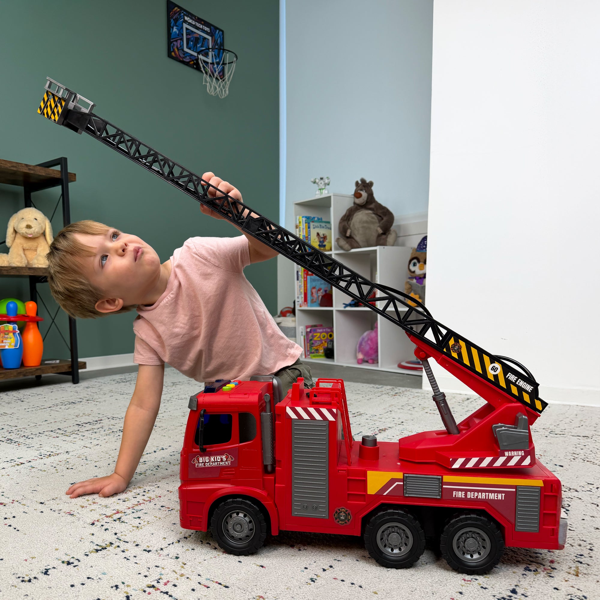 Camión de bomberos con escalera de fricción para niños mayores (escala 1:10) - Manguera de agua en funcionamiento