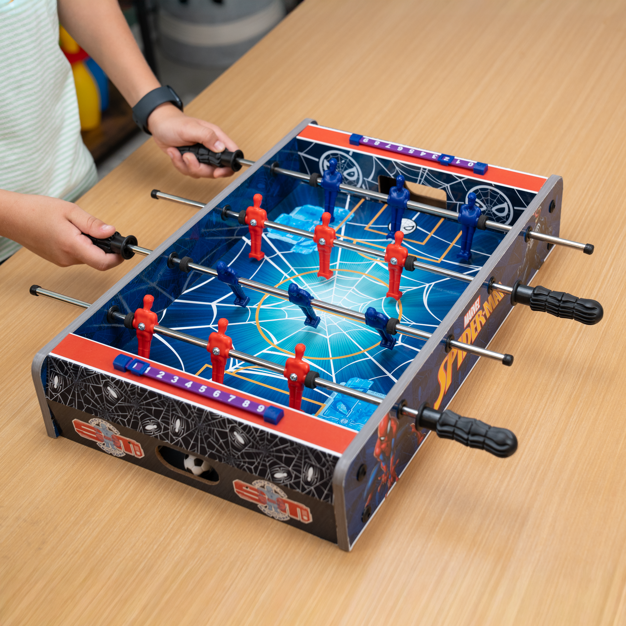 Juego de futbolín de mesa Spider-Man