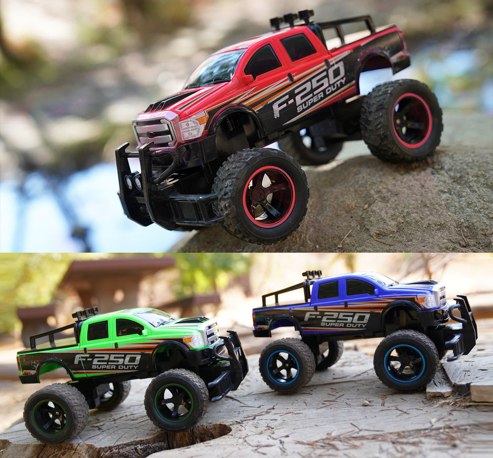 Ford F-250 Super Duty RC Truck [1:14]